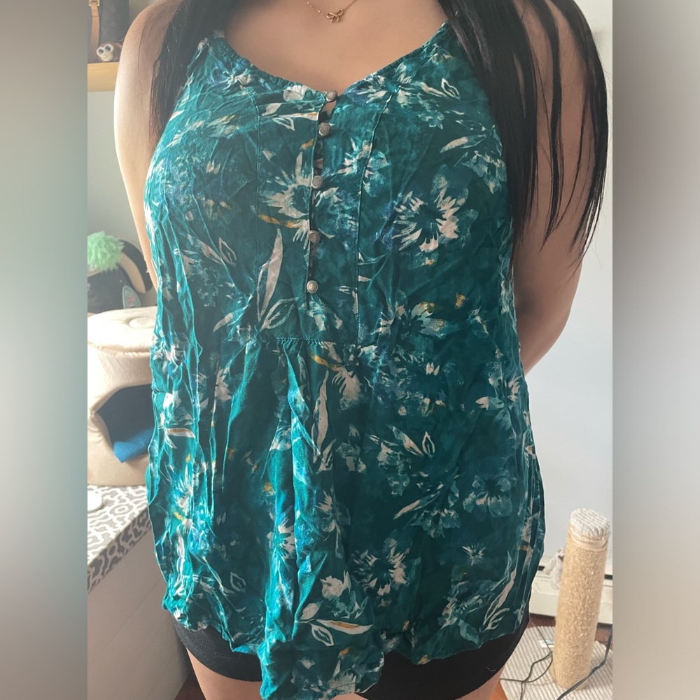 Woman’s Sonoma shirt